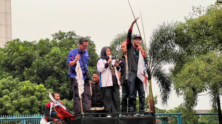 Tuntutan Buruh Indomaret Dikabulkan, Upah Lembur Hari Libur Nasional Tetap Dibayarkan