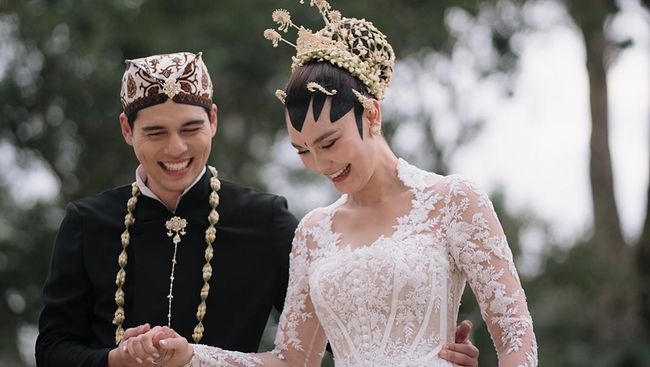 Luna Maya Bantah Isu Hamil, Minta Publik Bersabar dan Fokus Syuting